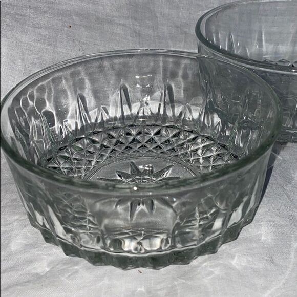 ARCOROC FRANCE Vintage Glass Bowls-Set of 3 - Picture 2 of 6